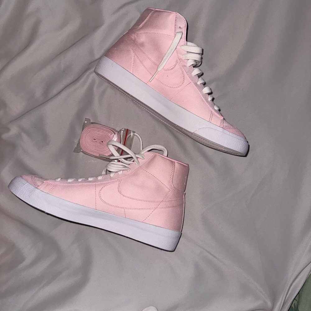 Nike Blazer Mid '77 Pink Foam - Picture 5 of 8